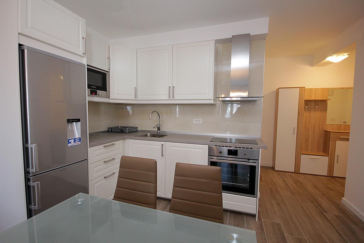 Apartment Melina Dobra Voda Eksteriør billede