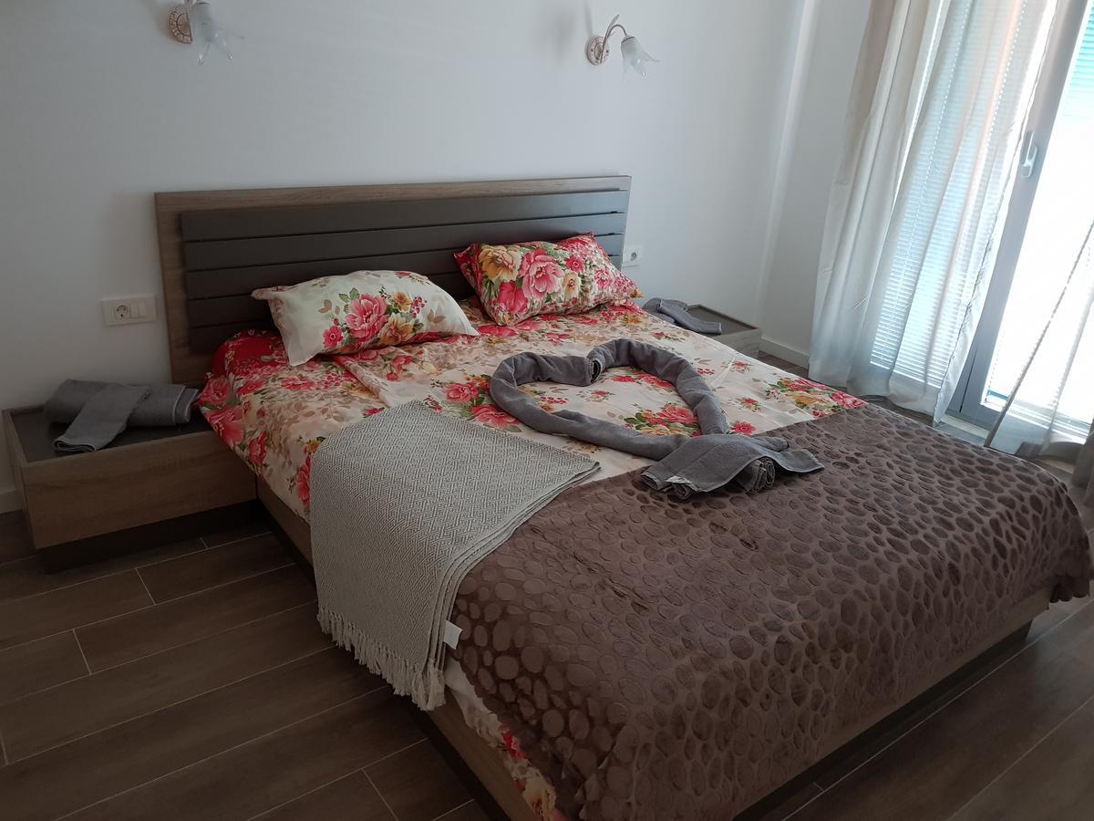 Apartment Melina Dobra Voda Eksteriør billede